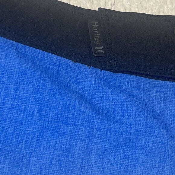 Hurley board shorts shades of blue stipes boys size 30 Multicolor - Picture 6 of 10